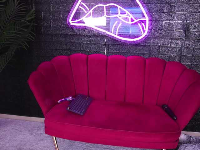  AnnabelleRise chat room