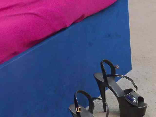 AnnabelleRise webcam