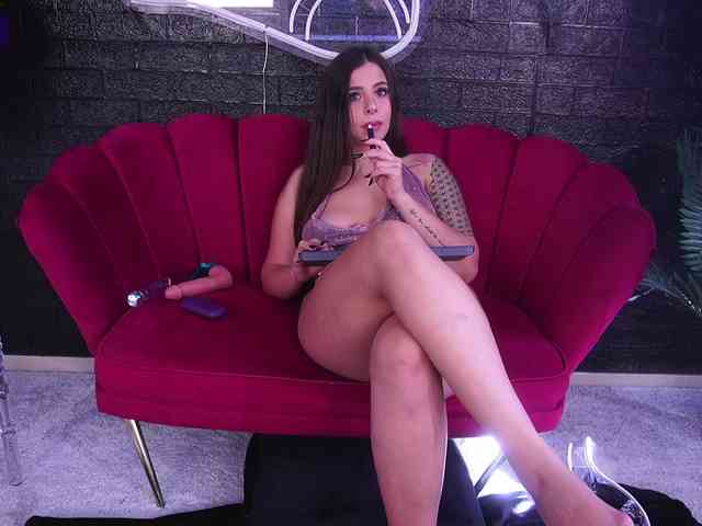 AnnabelleRise webcam
