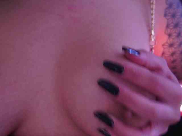 AnnabelleRise webcam