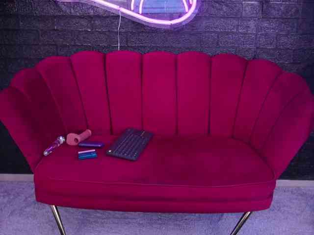 AnnabelleRise webcam