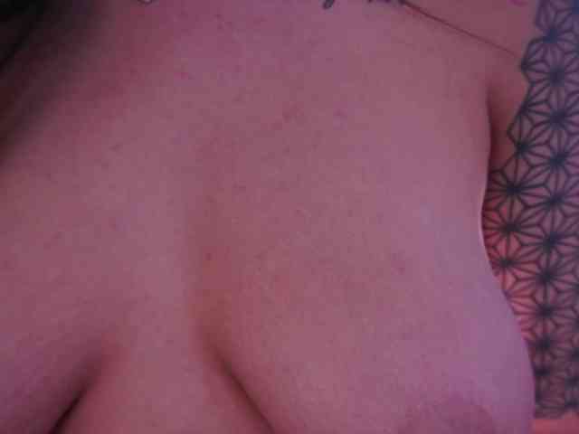 AnnabelleRise webcam