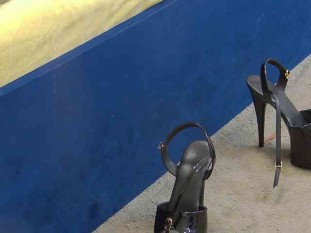 AnnabelleRise webcam