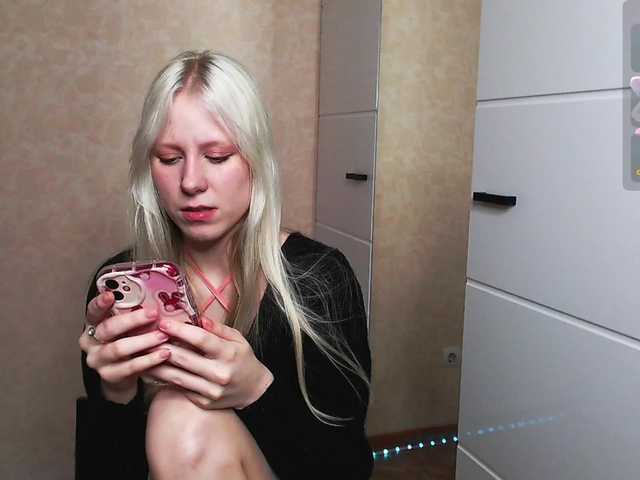 Mary-Kitty's BongaCams show and profile