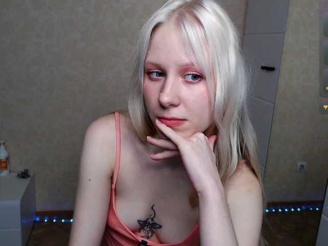 Mary-Kitty's BongaCams show and profile
