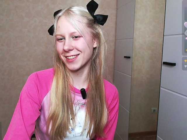 Mary-Kitty's BongaCams show and profile