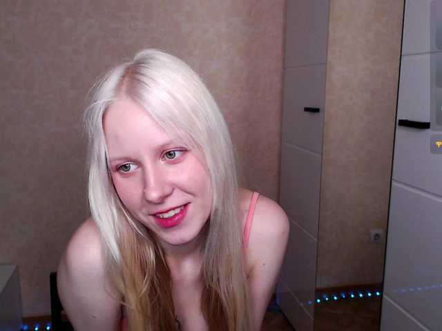 Mary-Kitty's BongaCams show and profile