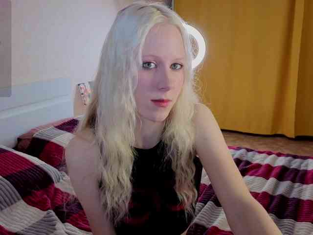 Mary-Kitty webcam