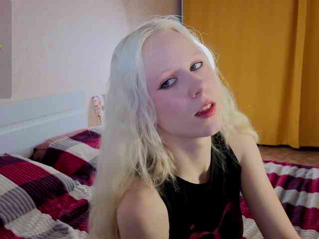 Mary-Kitty webcam