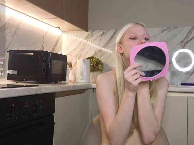 Mary-Kitty webcam