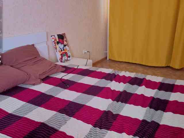 live cam bedroom Mary-Kitty
