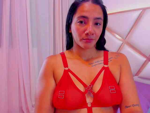 Dashafoxxx webcam