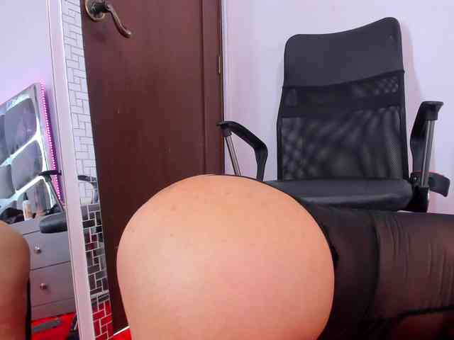 Dashafoxxx webcam