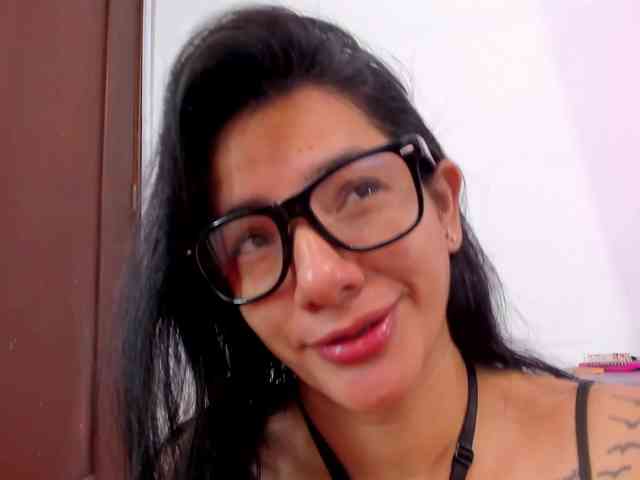 Dashafoxxx webcam