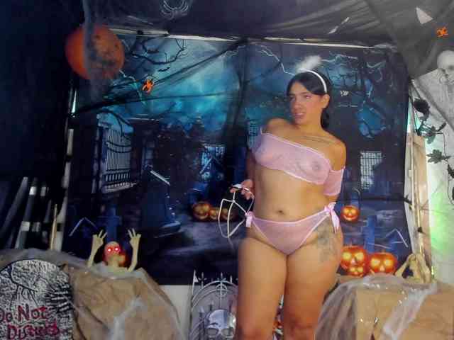 Dashafoxxx webcam