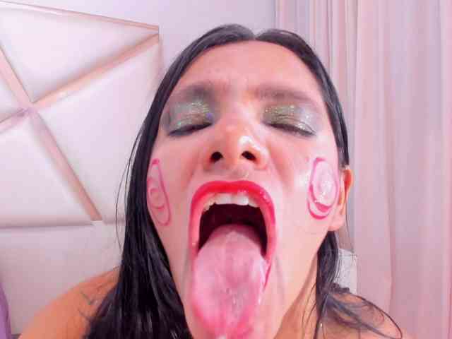 Dashafoxxx webcam