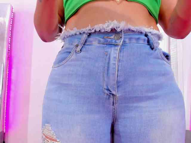Dashafoxxx webcam