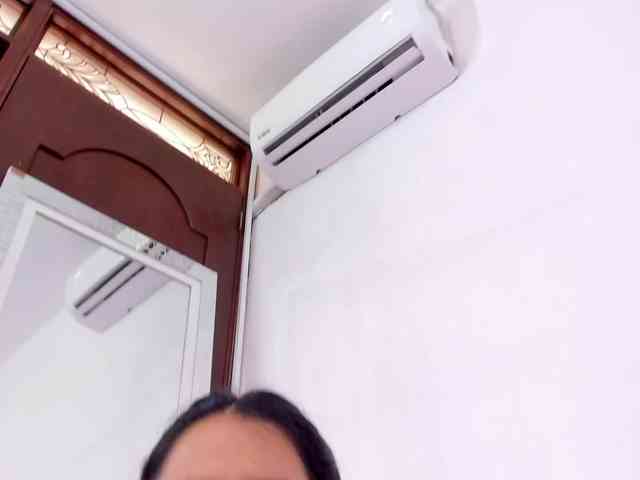 Dashafoxxx webcam