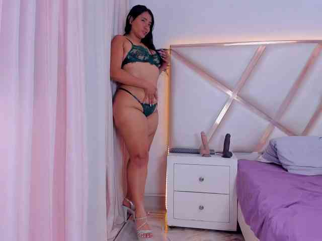 Dashafoxxx webcam