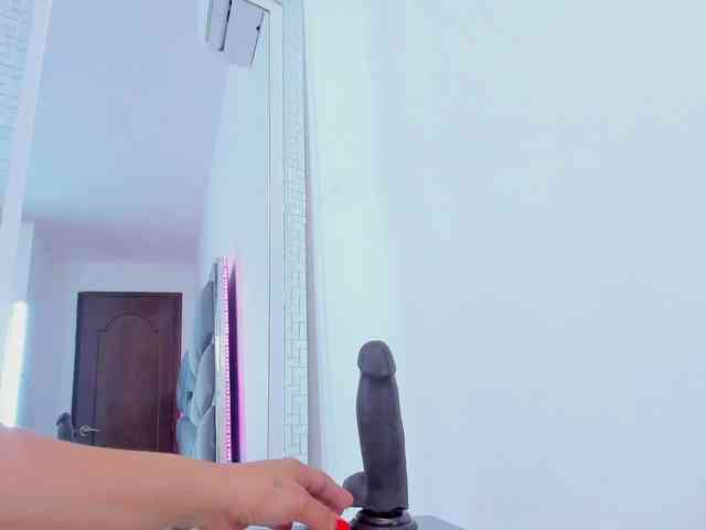 Dashafoxxx webcam
