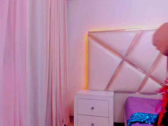 Dashafoxxx webcam