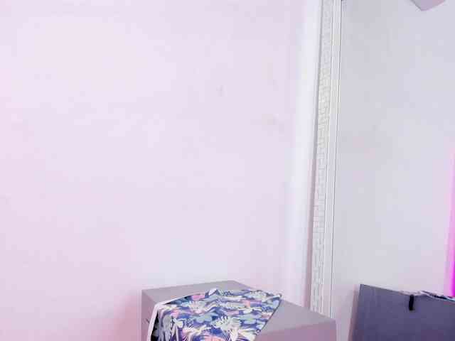 Dashafoxxx webcam