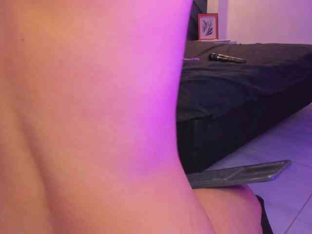 Alahia-Dangelo webcam