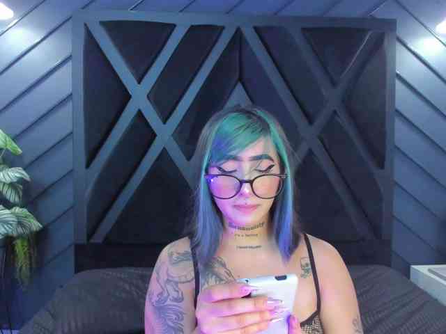 Alahia-Dangelo webcam