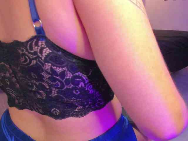 Alahia-Dangelo webcam