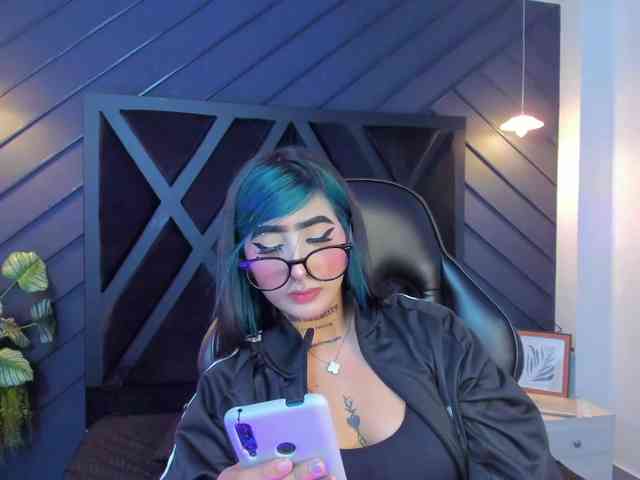 Alahia-Dangelo webcam