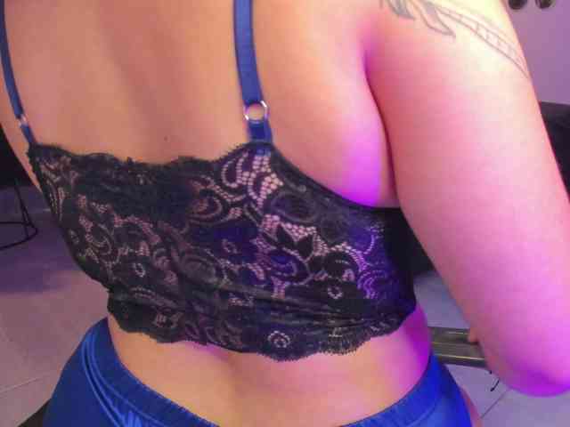 Alahia-Dangelo webcam
