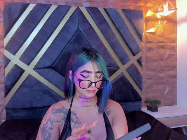 Alahia-Dangelo webcam