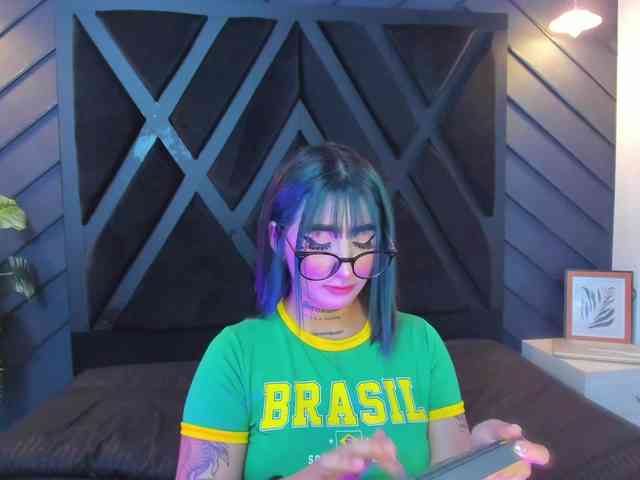 Alahia-Dangelo webcam