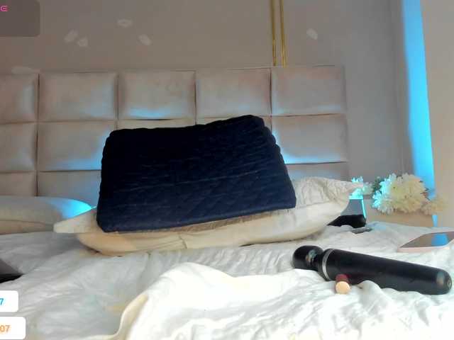 Melany-8's BongaCams show and profile