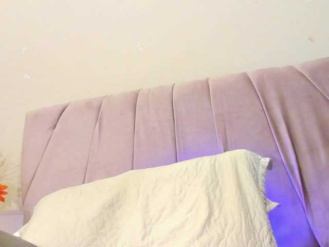 Melany-8's BongaCams show and profile