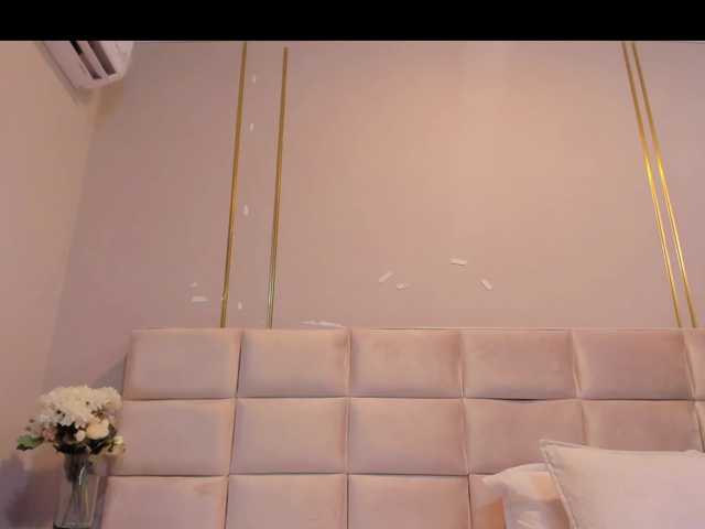 Melany-8's BongaCams show and profile