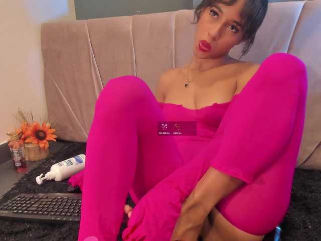 Melany-8's BongaCams show and profile