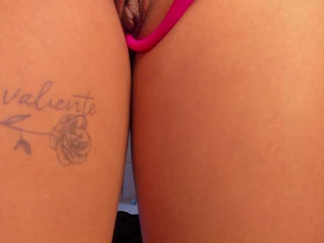 Melany-8's BongaCams show and profile