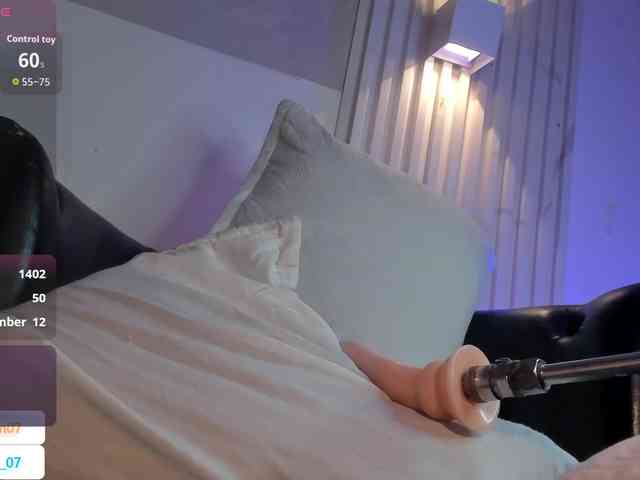 Melany-8 webcam