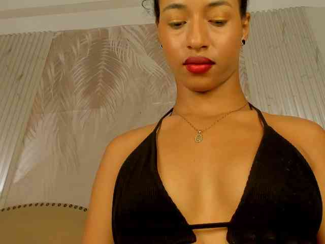 Melany-8 webcam
