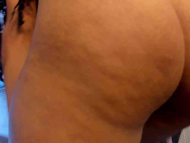 Melany-8 webcam