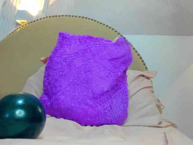 Melany-8 webcam