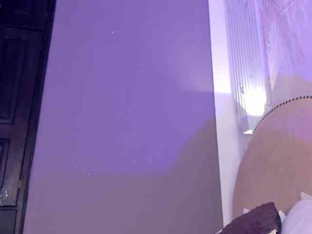 Melany-8 webcam