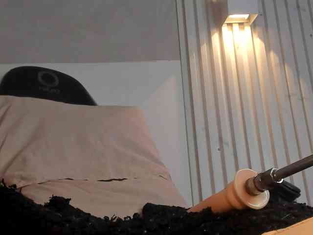 Melany-8 webcam