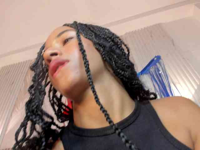 Melany-8 webcam