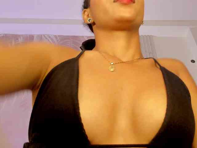 Melany-8 webcam