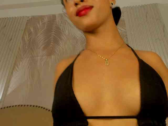 Melany-8 webcam