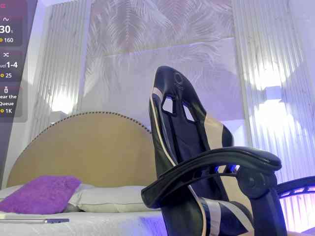 Melany-8 webcam