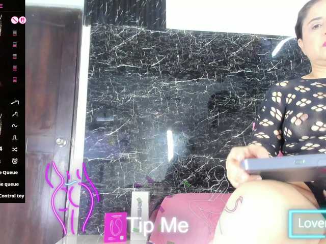 Yaya189's BongaCams show and profile