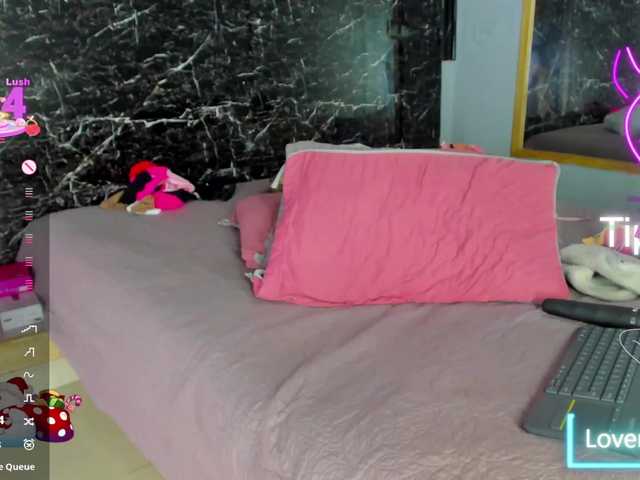 Yaya189's BongaCams show and profile